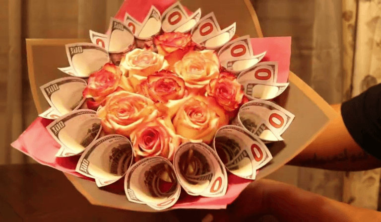 money rose bouquet